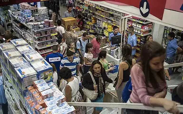Índice de estoques da FecomercioSP cai 2,2% em novembro ante outubro