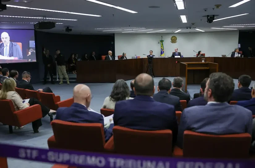 Defesa de Mauro Cid pede manutenção da delação premiada ao STF
