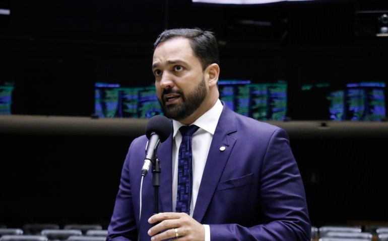 Comissão aprova projeto que prevê incentivos para uso industrial de combustíveis limpos