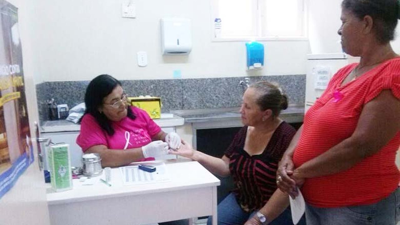 Santana do Ipanema: Unidades de Saúde realizam dia D de combate ao câncer de mama