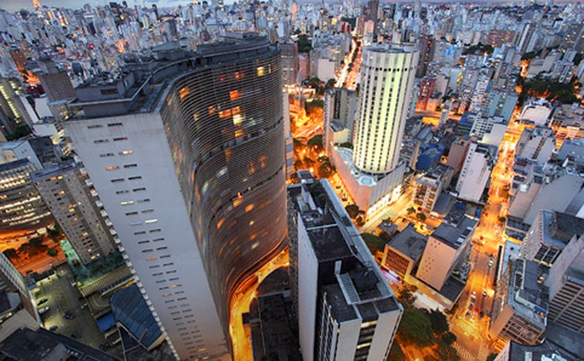 Advent negocia adquirir participação minoritária na Fisher Investments