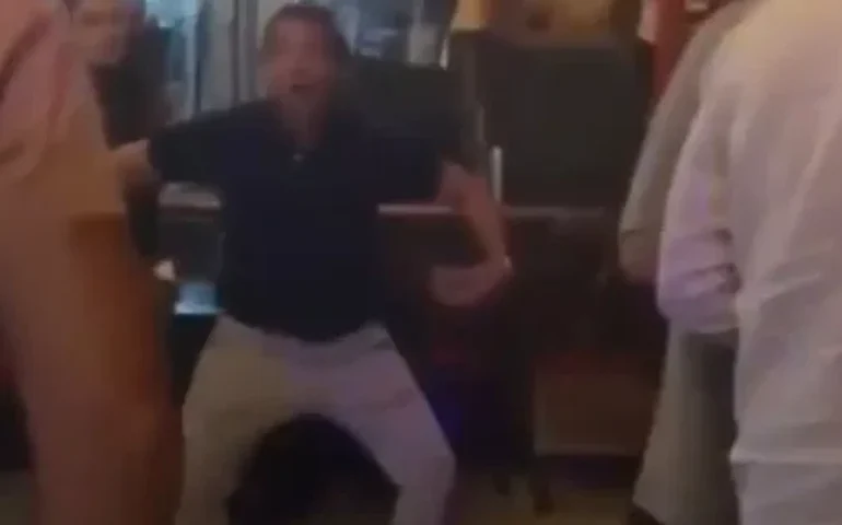 Violência doméstica e vídeo imitando macaco: quem é o pai de argentina acusada por racismo no Brasil