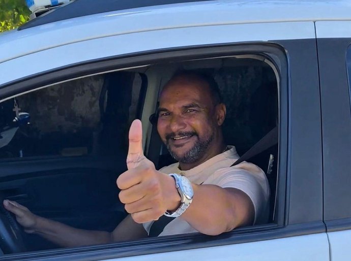De auxiliar a titular: taxista participa de edital e conquista sonhada permissão