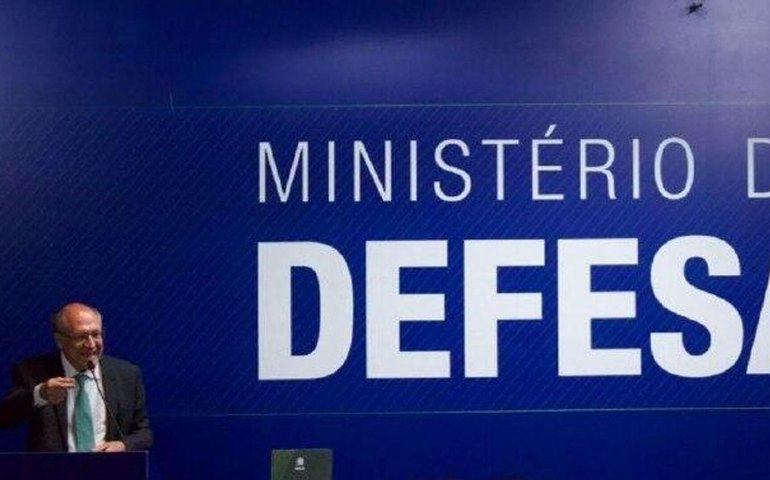 Governo lança catálogo e defende indústria de defesa voltada à dissuasão