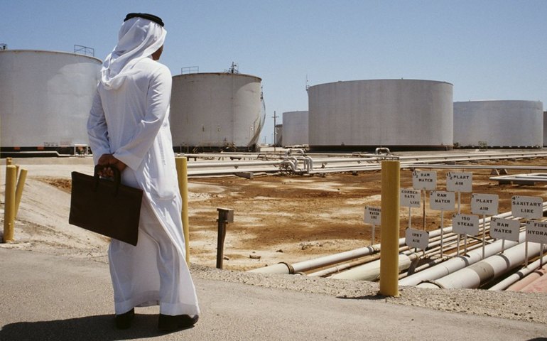 Saudi Aramco reduz quase todos os preços de petróleo a ser vendido em novembro