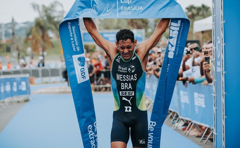 Manoel Messias ganha etapa de Brasília da Copa do Mundo de triatlo