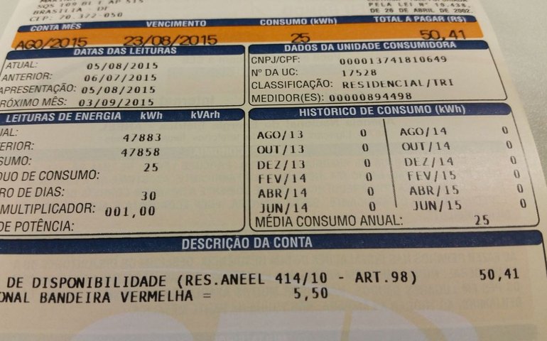 Lula assina MP que isenta 60 milhões de pessoas da conta de luz