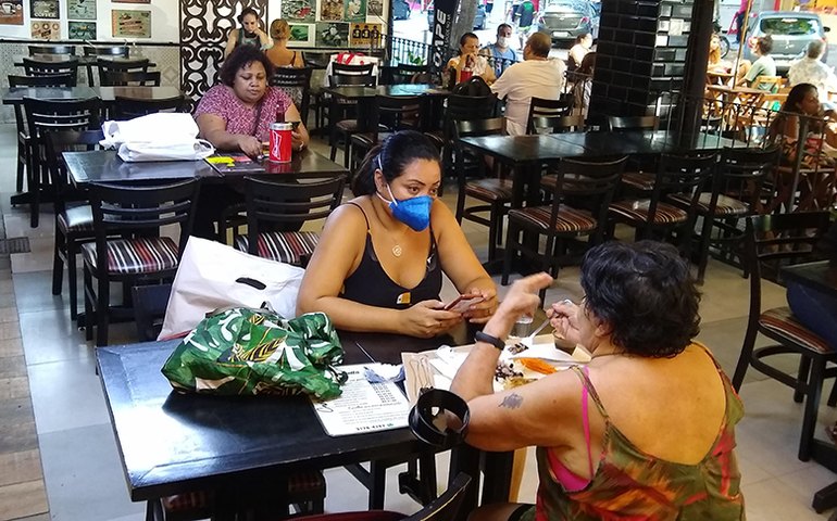 Cinco entre 8 atividades do varejo têm queda nas vendas em junho ante maio