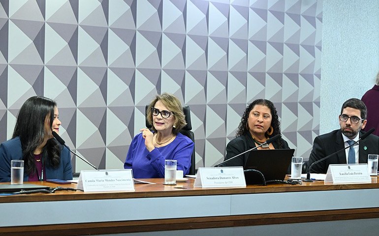 Dignidade da pessoa idosa recebe incentivo em debate na CDH