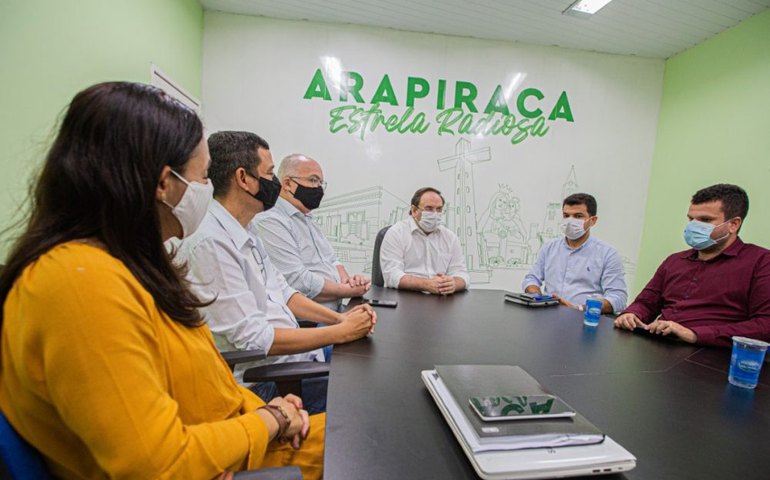 Prefeito Luciano recebe diretores da CBTU para debater mobilidade urbana