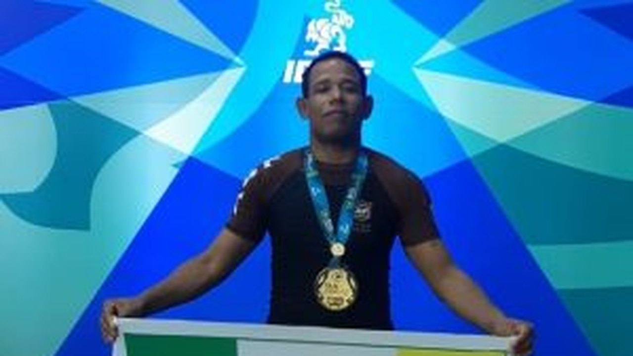 Arapiraquense Alexandre Negão conquista tricampeonato no Jiu-Jitsu 2026