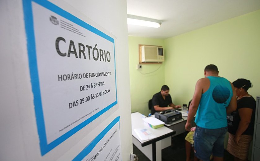 Pessoas pobres poderão ficar isentas de taxas de cartório