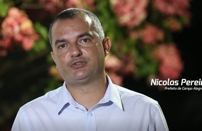 No Dia dos professores Prefeito Nicolas Pereira anuncia pagamento do 13º e 14º salários 