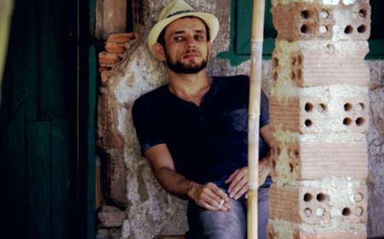 Palmeirense Oscar Calixto estreia na TV em 2014