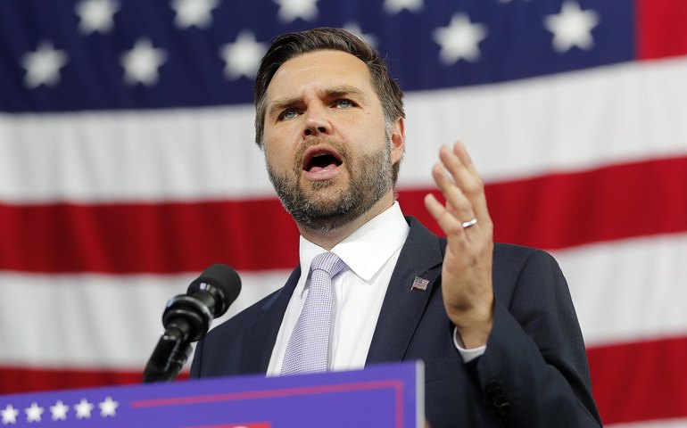 Governo Joe Biden entregou bilhões de dólares a Zelensky sem nenhum objetivo real, diz Vance