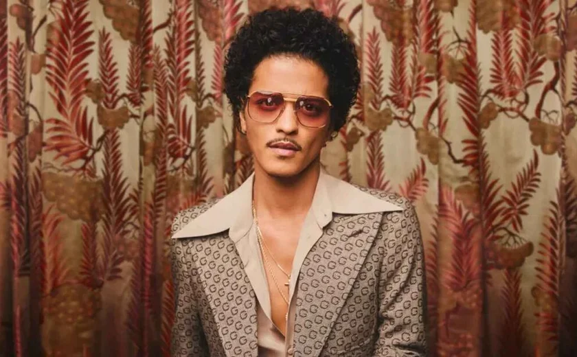 Bruno Mars, carisma e seleção de hits