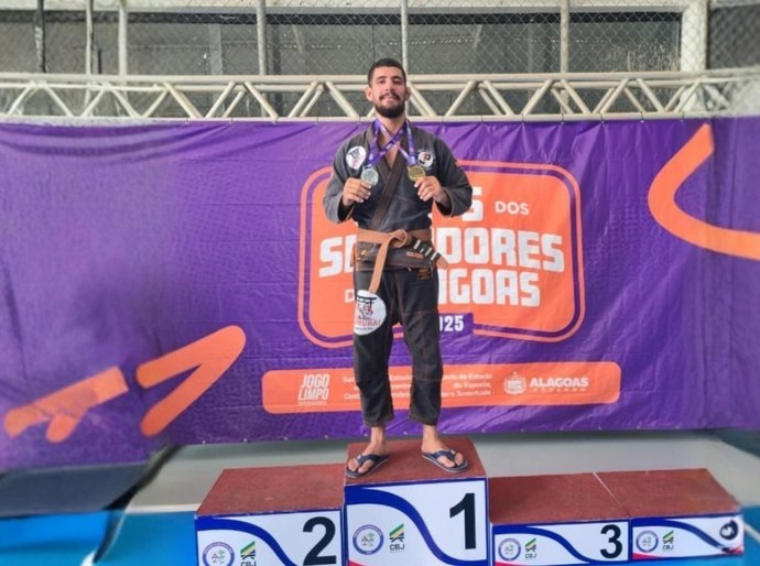 Colaborador do Itec conquista dois títulos nos Jogos dos Servidores 2025