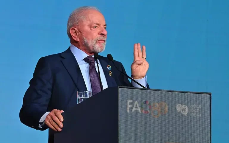 Em Roma, Lula defende ações de países contra pobreza