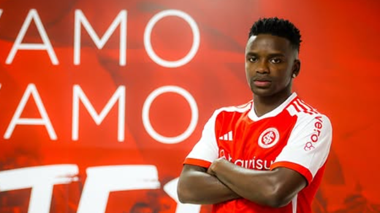Internacional anuncia contratação de Johan Carbonero por empréstimo junto ao Racing-ARG
