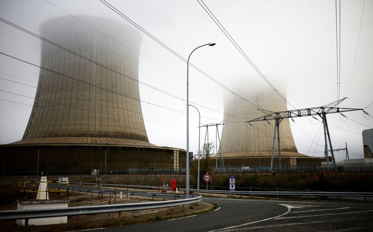 Aposta europeia na energia nuclear esbarra na compra de urânio russo