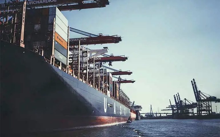 Secex divulga amanhã dados da balança comercial de abril