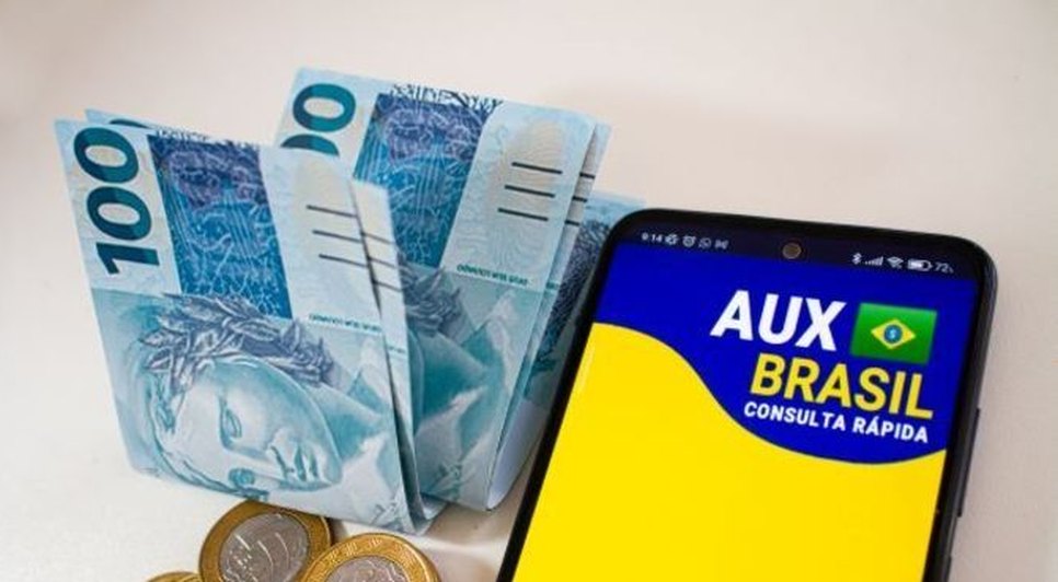 Consignado do Auxílio Brasil terá até 3,5% de juros e 24 parcelas; entenda / Foto: Foto: Adriana Toffeti/Ato Press/Estadão