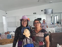 Tia Márcia Conta Histórias em abrigos de idosos (2).jpeg 