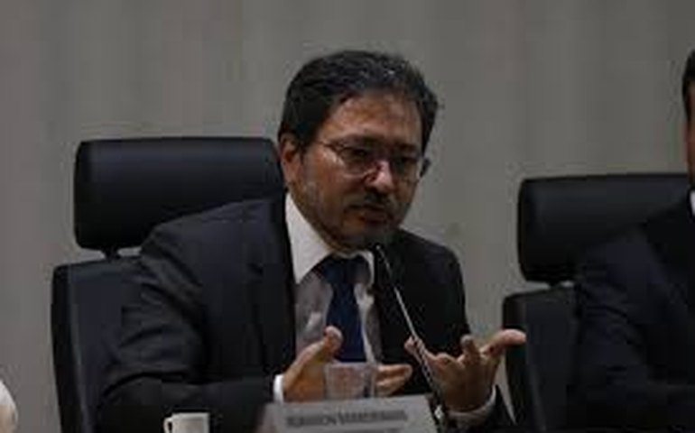 Receita publicou 2 portarias que dão passo importante por Fisco orientador, diz secretário