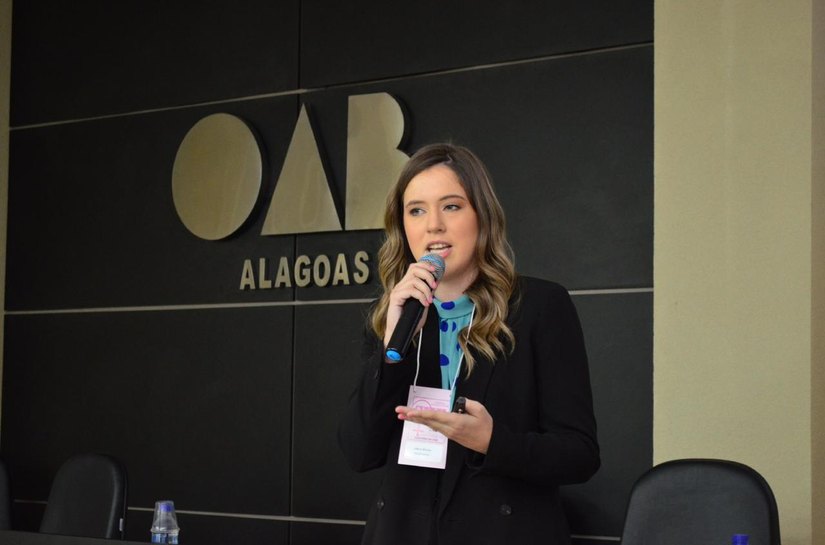 Cibele Moura pede compra de material de proteção a profissionais de saúde de Paulo Jacinto