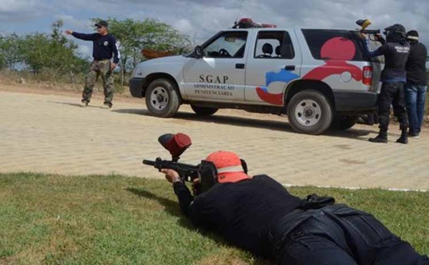 Agentes penitenciários terão bolsa para qualificação profissional