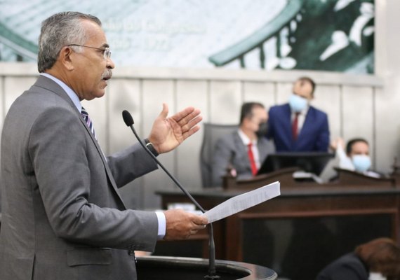 Tarcizo Freire destaca vantagens do ciclismo e solicita melhoria na malha cicloviária do Estado