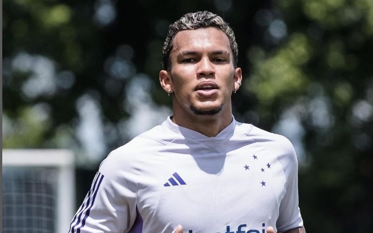 Reforço para 2024, Gabriel Veron se machuca no treino, passa por cirurgia e desfalca Cruzeiro