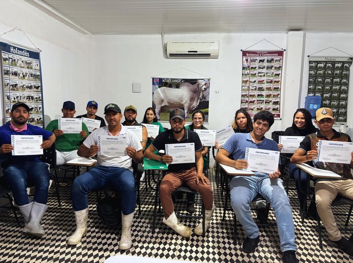 Curso de Inseminação Artificial em Bovinos fortalece a pecuária em Alagoas