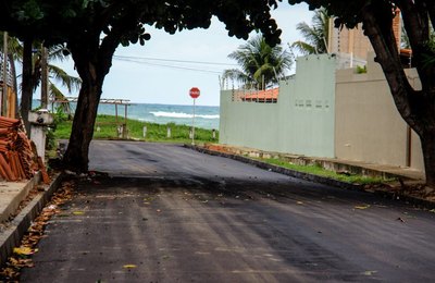 Prefeitura de Maceió pavimenta ruas no Loteamento Gurguri