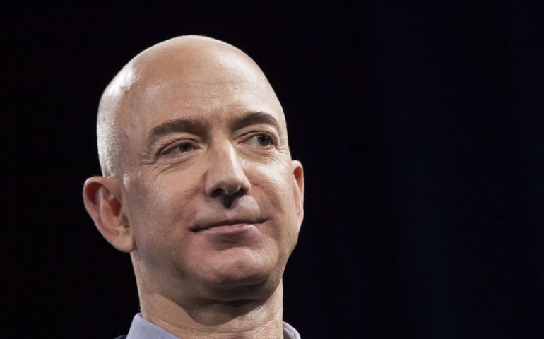 Conheça a fintech brasileira financiada por Jeff Bezos que viu lucro dobrar em um ano