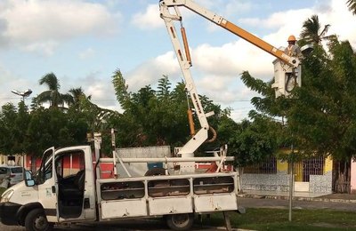 Superintendência de Iluminação Pública de Penedo faz 2.651 serviços em menos de 5 meses