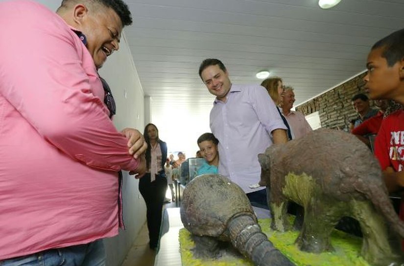 Governador inaugura 17 km de estradas recuperadas em Maravilha