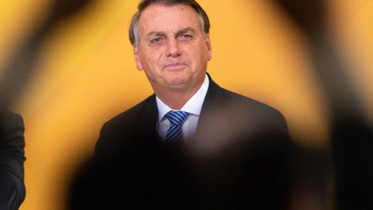 Bolsonaro: Lula tem votos ou apenas números no Datafolha?