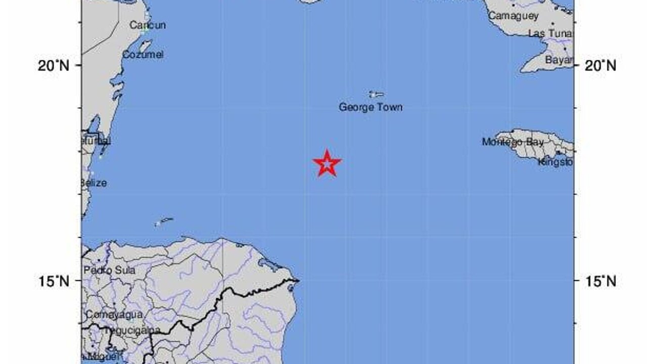 Terremoto de magnitude 7,6 atinge Ilhas Cayman, e alerta de tsunami é acionado