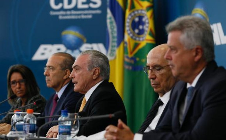 Governo estava isolado, com crise fiscal e “déficit da verdade&#8221;, diz Temer