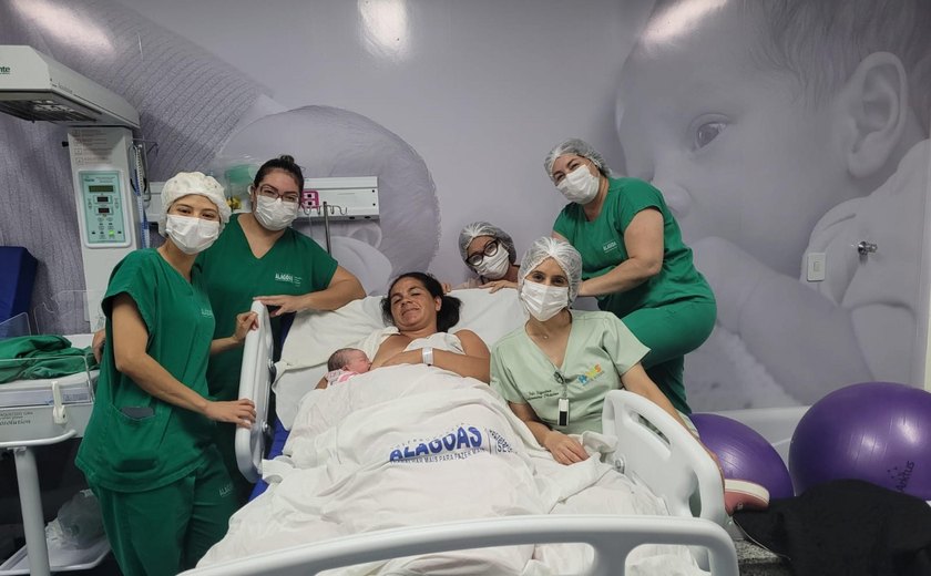 Primeiro bebê alagoano de 2023 nasceu no Hospital Regional do Alto Sertão