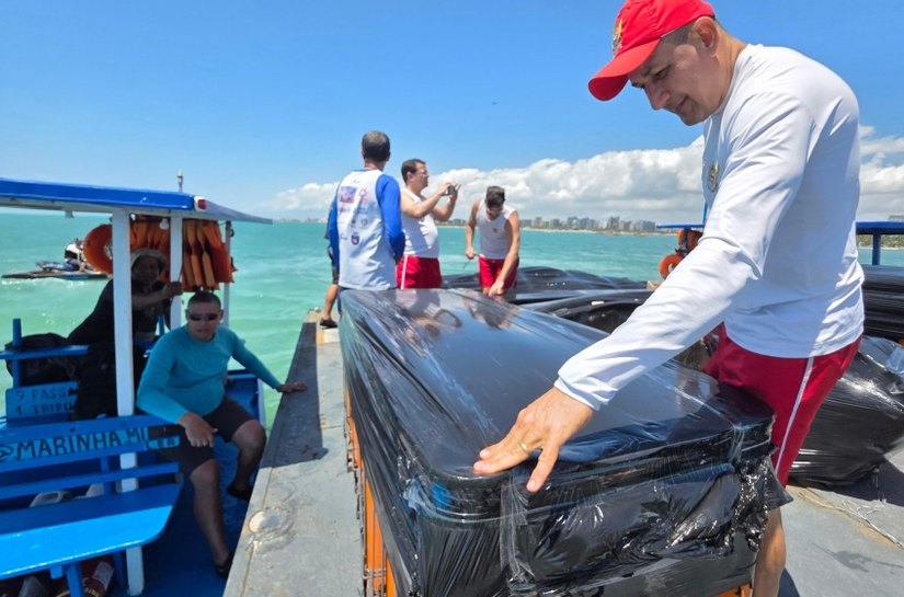 Balsas da queima de fogos de Maceió passam por vistoria