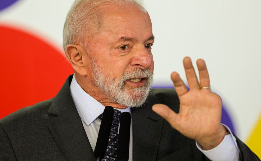 Lula anuncia amanhã R$ 30 bilhões para empresas afetadas por tarifaço 