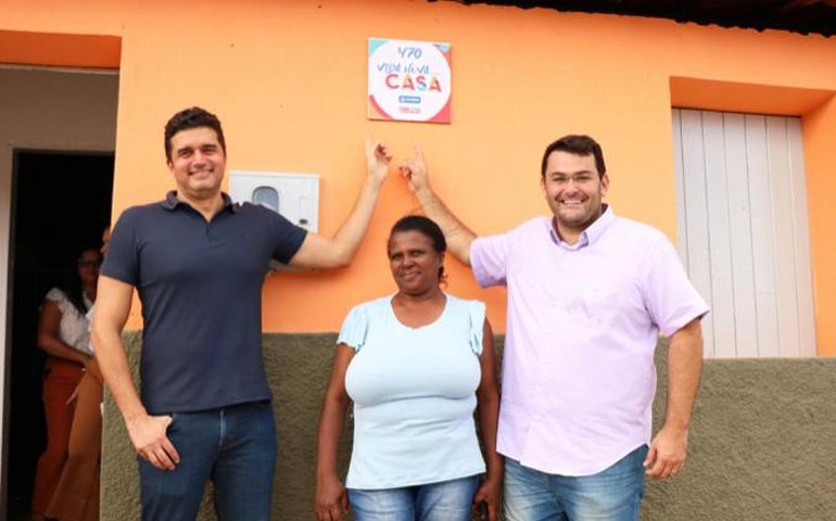 Melhorias Habitacionais: Seinfra entrega as primeiras das 150 casas em Mar Vermelho