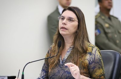 Jó volta a denunciar atropelo em tramitação de projeto: “Legislativo e Executivo se confundem, em atentado à democracia”