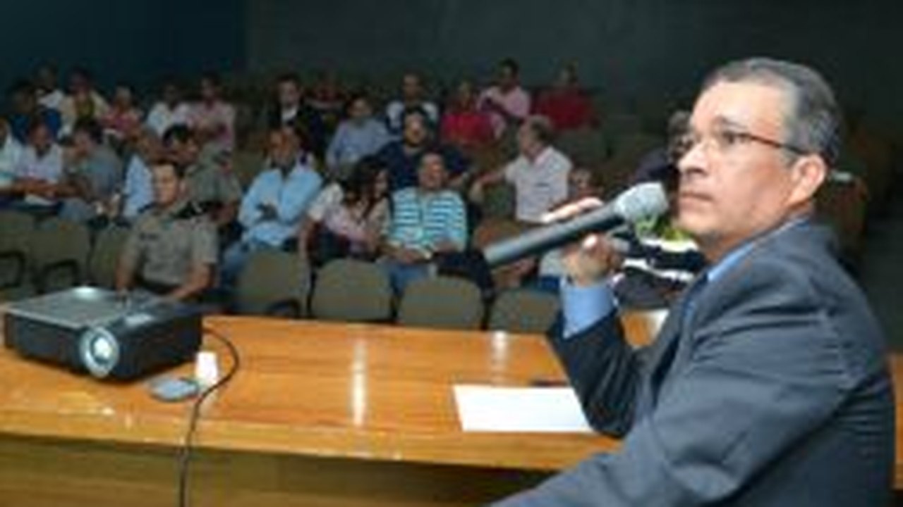 MPE/AL, poder público e blocos de rua definem regras para eventos carnavalescos de 2015