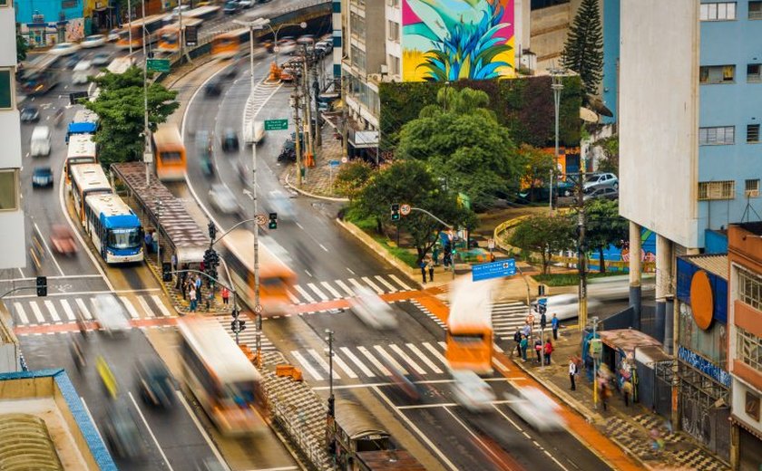 Comissão debate marco legal do transporte público coletivo urbano em audiência pública