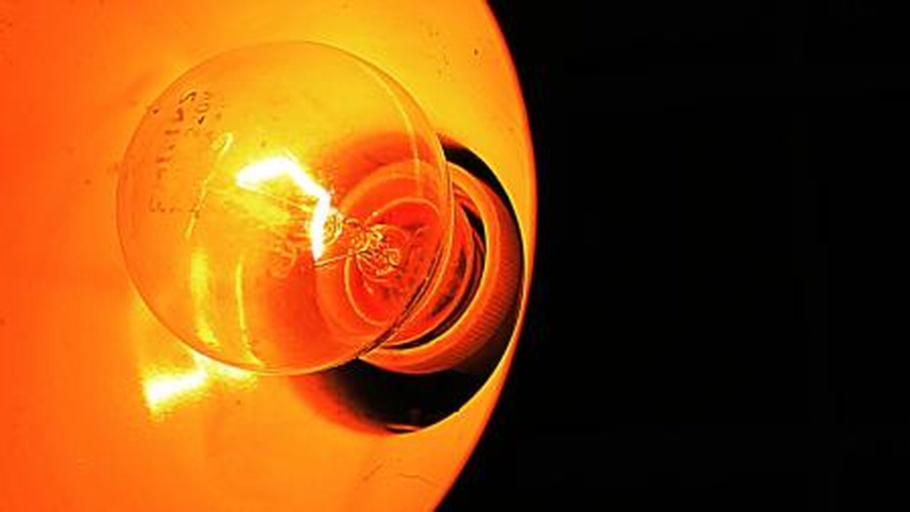 Consumidor vai pagar mais caro por energia elétrica a partir de janeiro