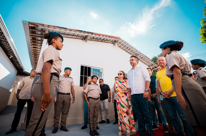 Governador propõe Creche Cria em Cajueiro ao prestigiar aniversário de Fernando Toledo