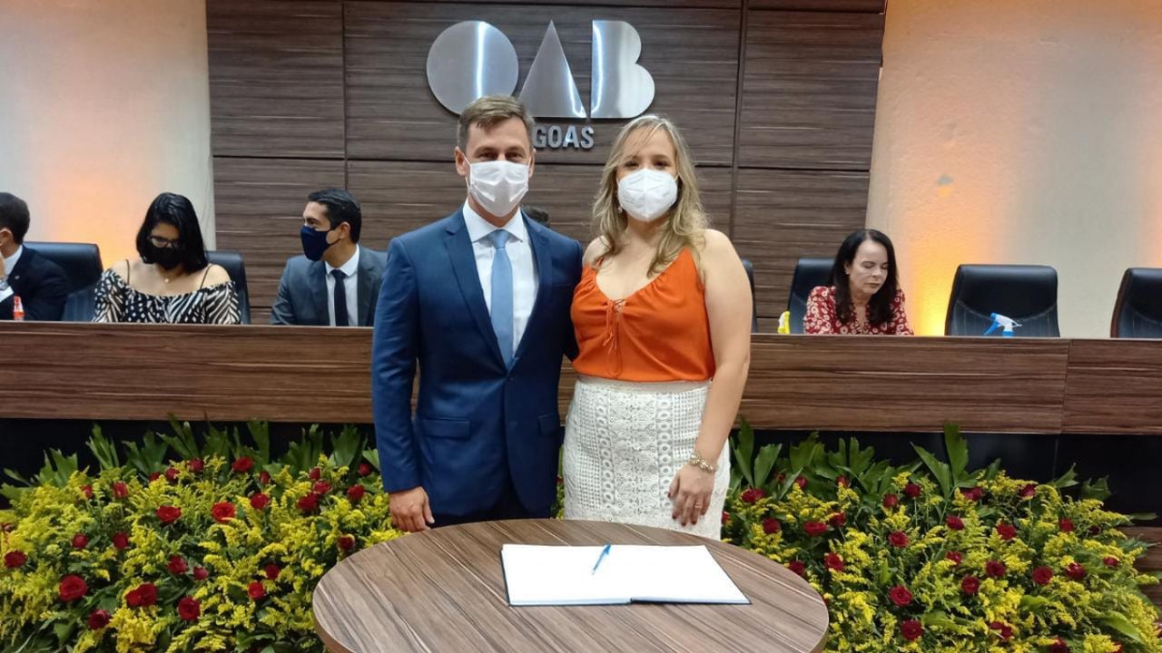 Vagner Paes e Natália Von Sohsten assumem presidência da OAB/AL no triênio 2022-2024